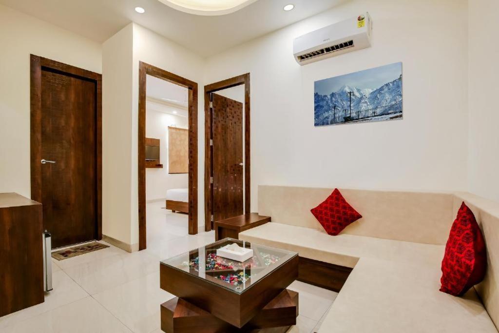 Harmony On Ganges - Laxmi Heights, Tapovan Rishikesh Exterior foto